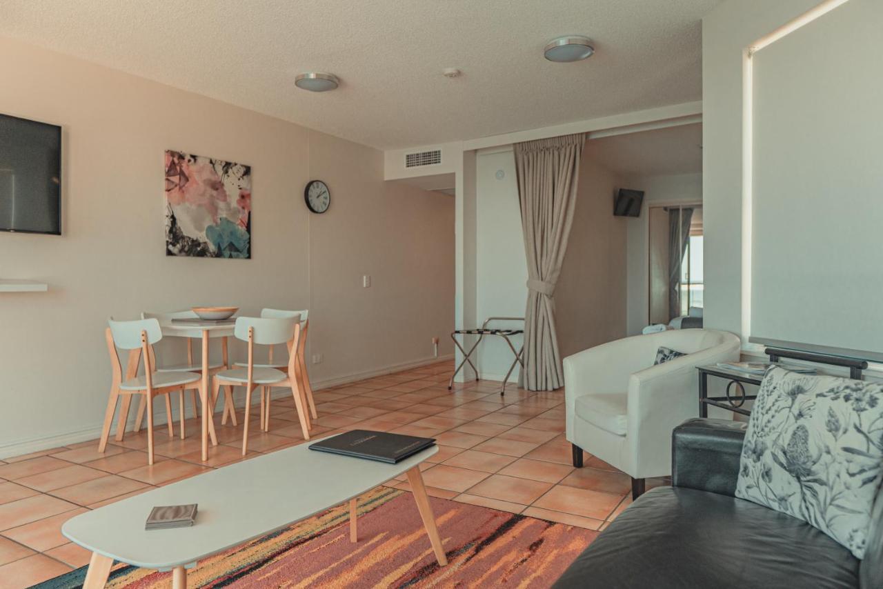 La Promenade Aparthotel Caloundra Bagian luar foto