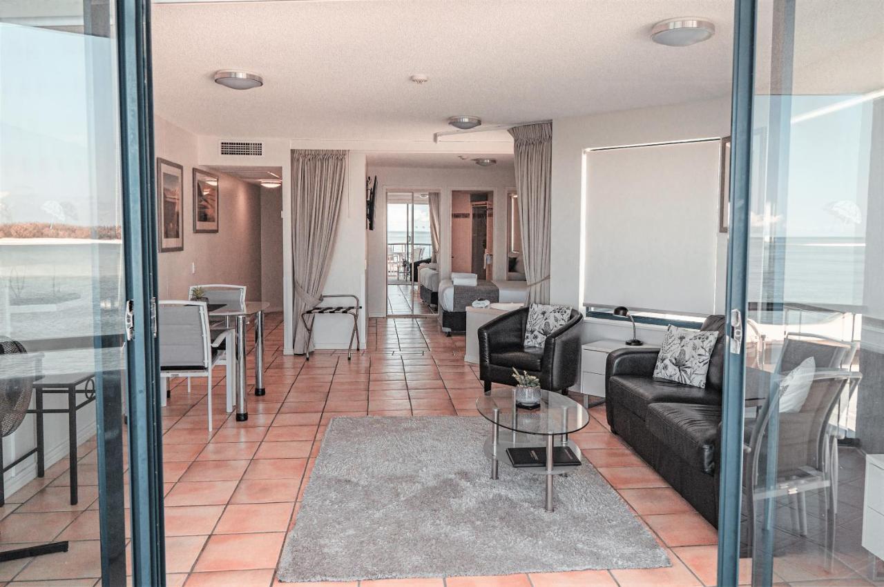 La Promenade Aparthotel Caloundra Bagian luar foto
